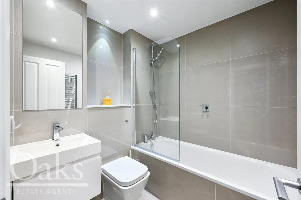 Woodgate Drive, Streatham Vale, SW16, photo 8