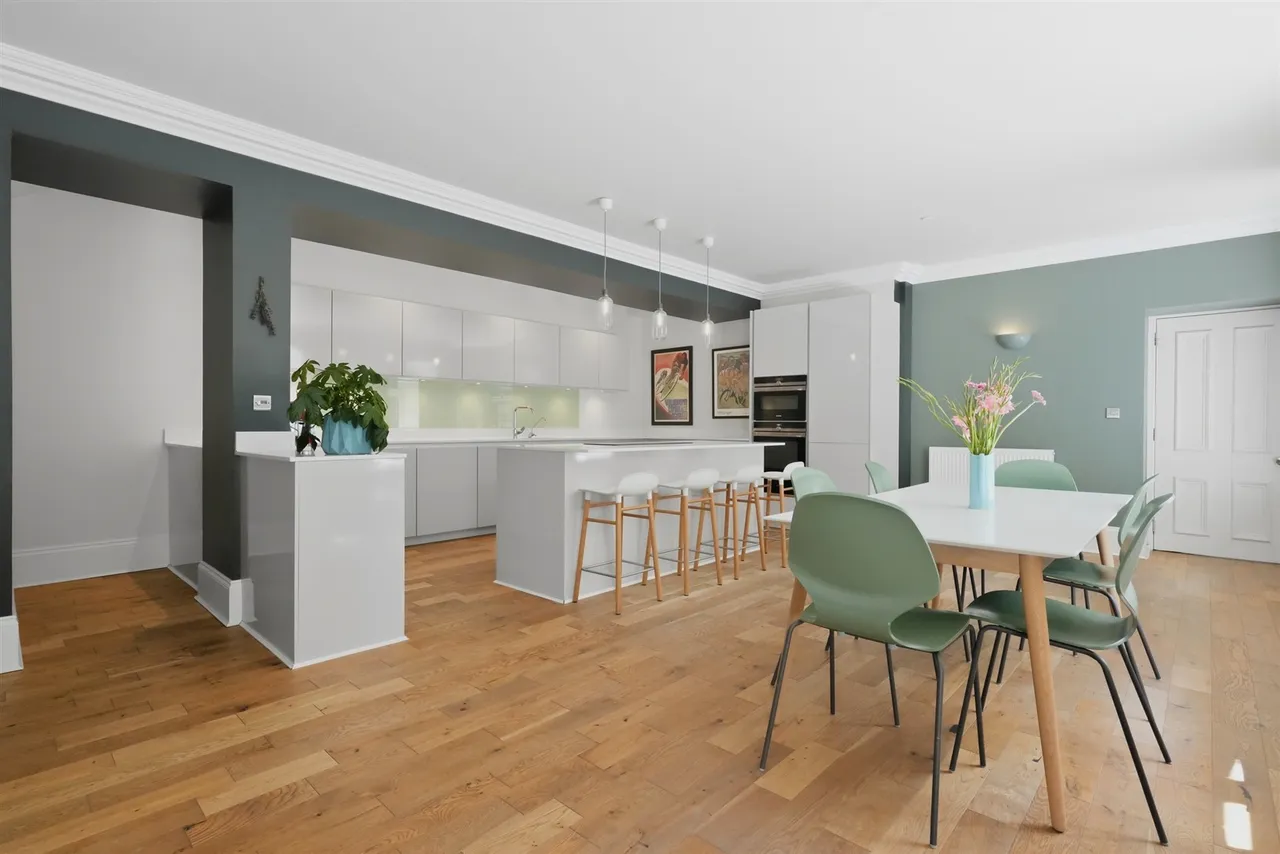 92 Victoria Crescent Road, Dowanhill, G12 9JL, photo 4