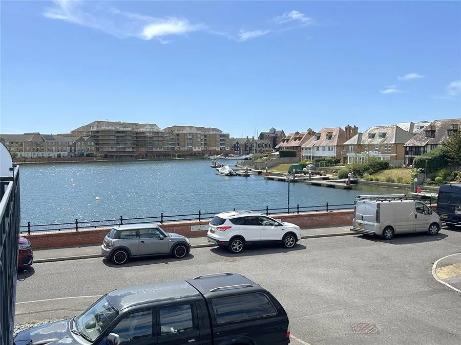 Brisbane Quay, Eastbourne, BN23, photo 2