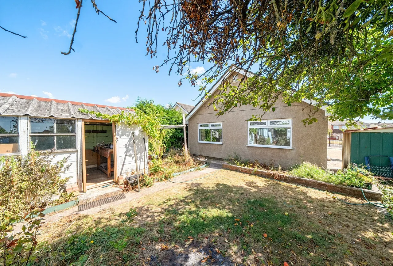 Milford Avenue, Gloucestershire, Wick, BS30 5PP, photo 8