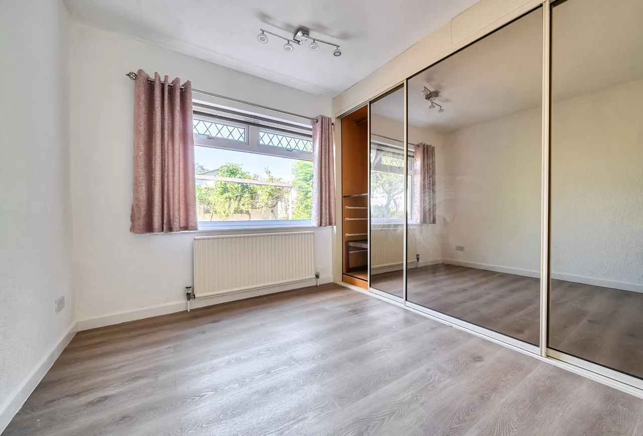 Milford Avenue, Gloucestershire, Wick, BS30 5PP, photo 6