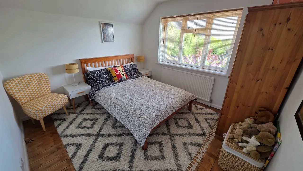 Claygate Road, Dorking, photo 10