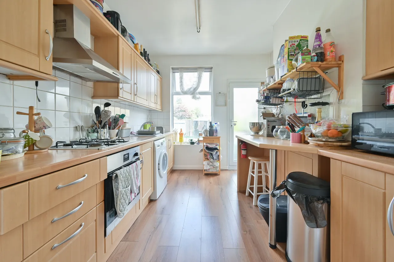 65 Malden Road, Watford, photo 4