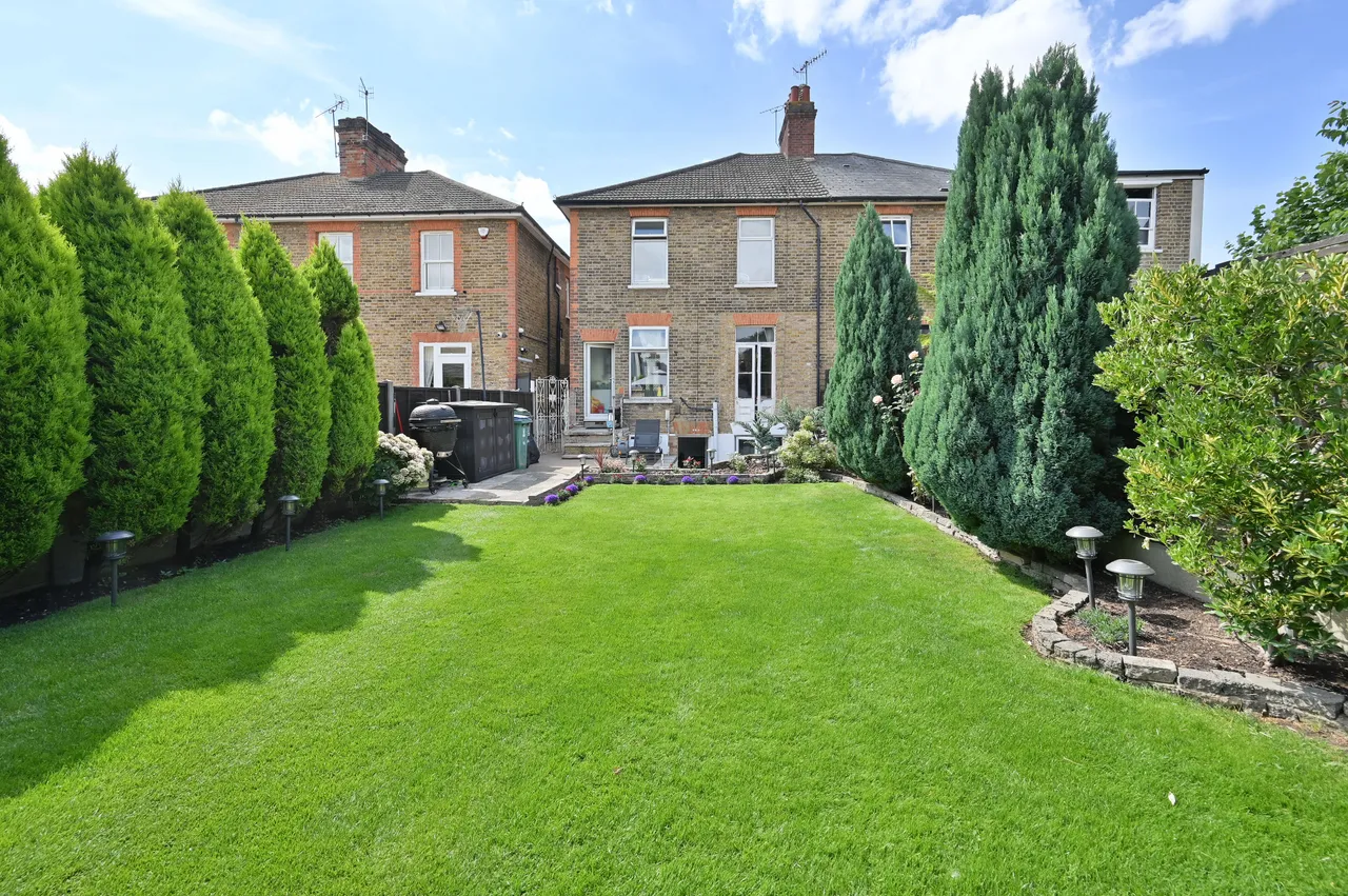 65 Malden Road, Watford, photo 3