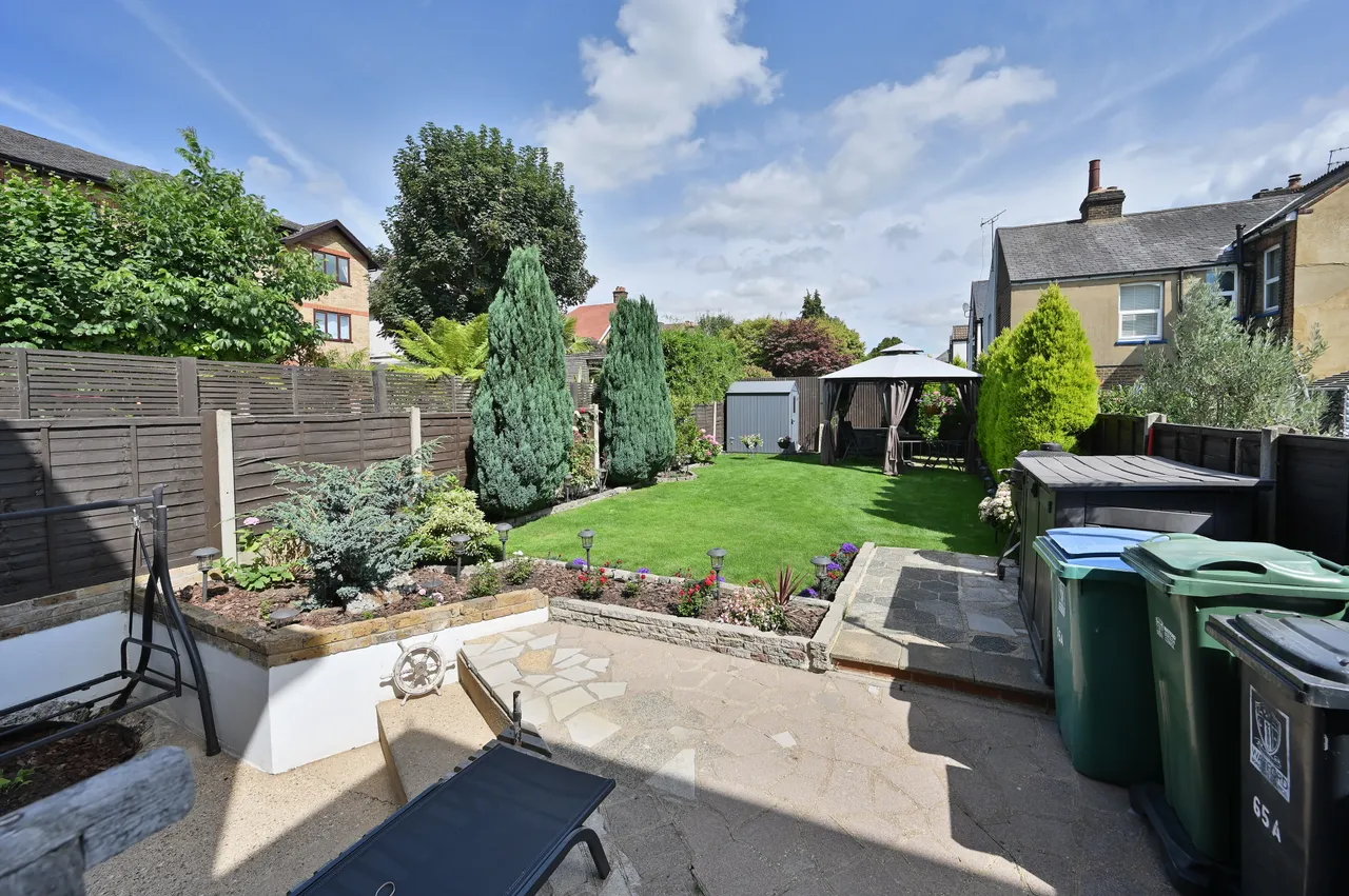 65 Malden Road, Watford, photo 10