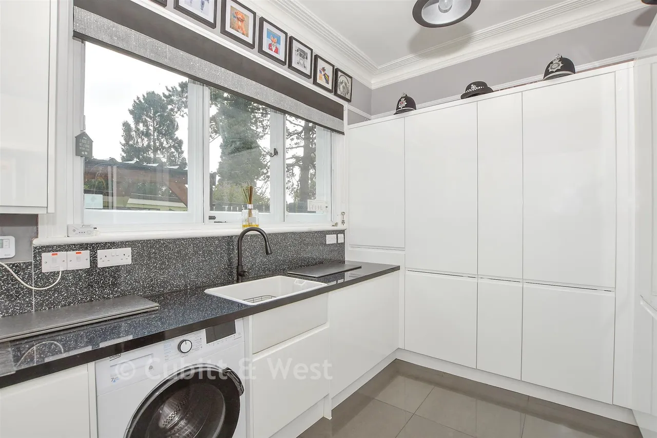 Long Copse Lane, Emsworth, PO10, photo 8