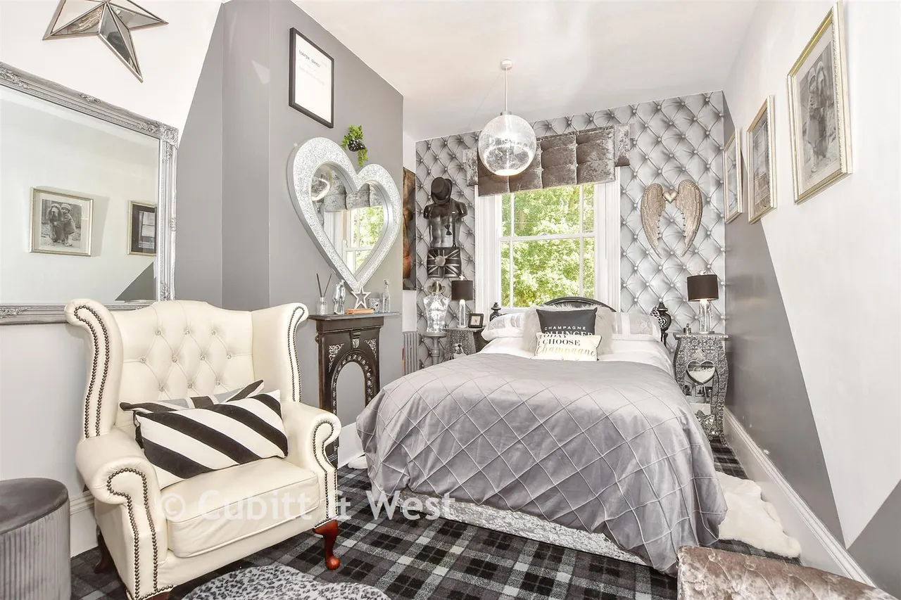 Long Copse Lane, Emsworth, PO10, photo 15