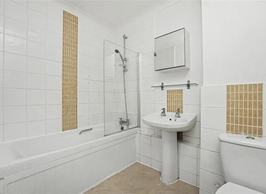 Commercial Road, Wapping, E14, photo 12