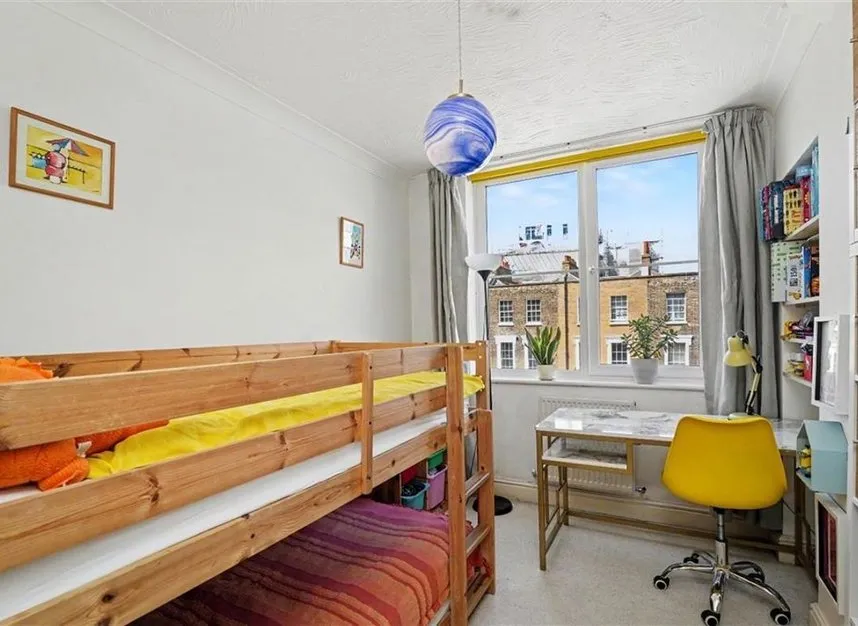 Commercial Road, Wapping, E14, photo 4