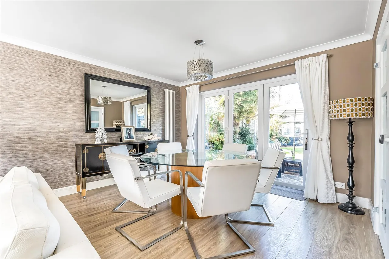 Forest Way, Ashtead, KT21, photo 5