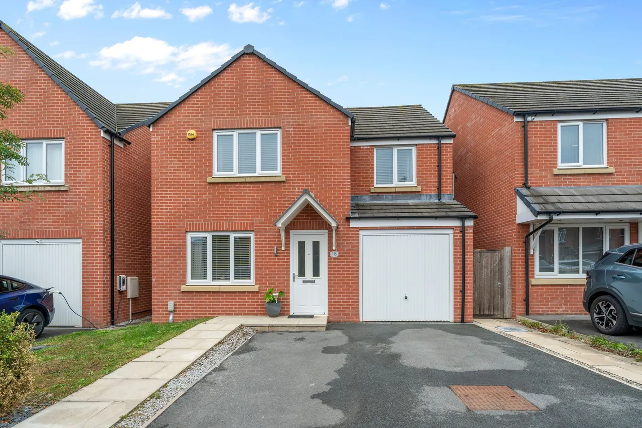 4 bed house for sale, Lower Nook Meadow, Lowton, WA3
