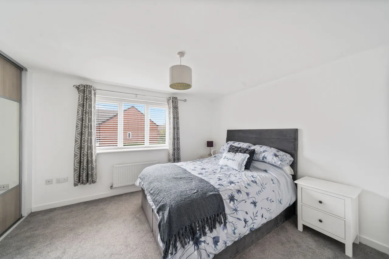 Lower Nook Meadow, Lowton, WA3, photo 10