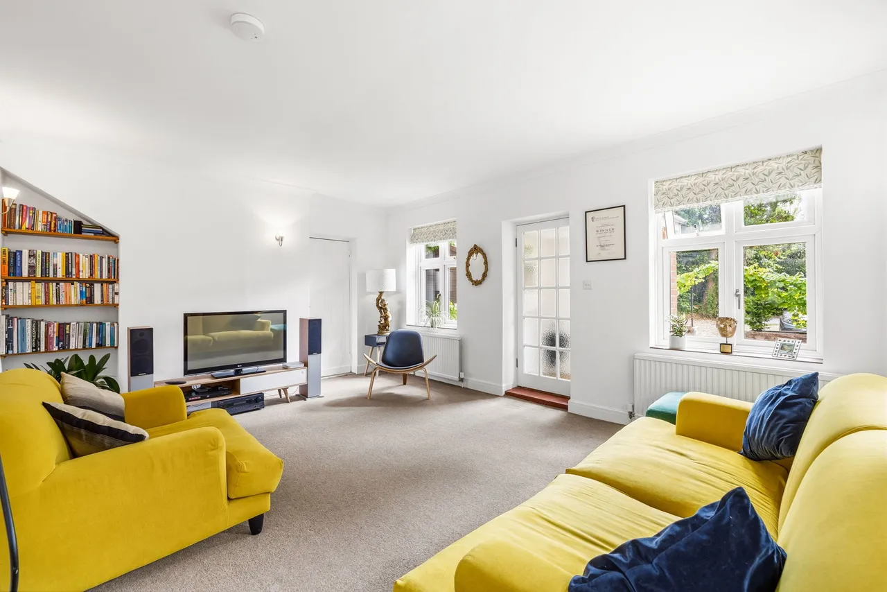 Balcombe Road, Haywards Heath, RH16, photo 3