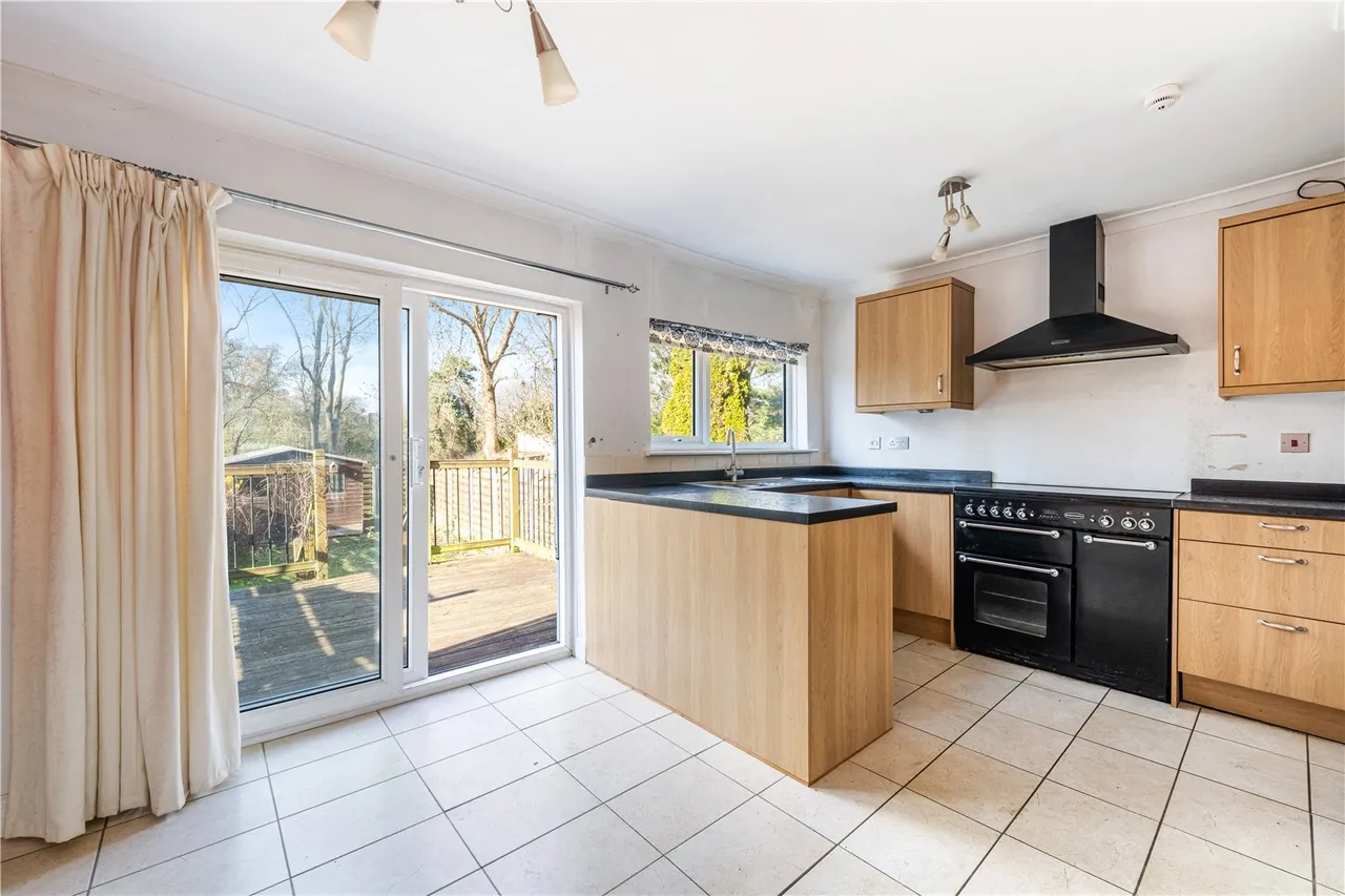 Fulwell Park Avenue, Twickenham, TW2 5HD, photo 5