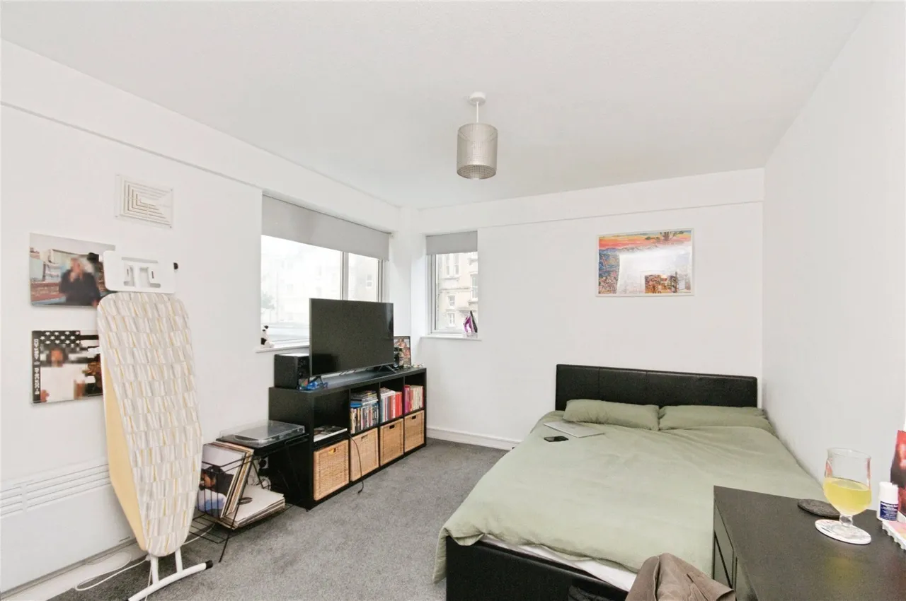 Grand Avenue, Hove, BN3, photo 13