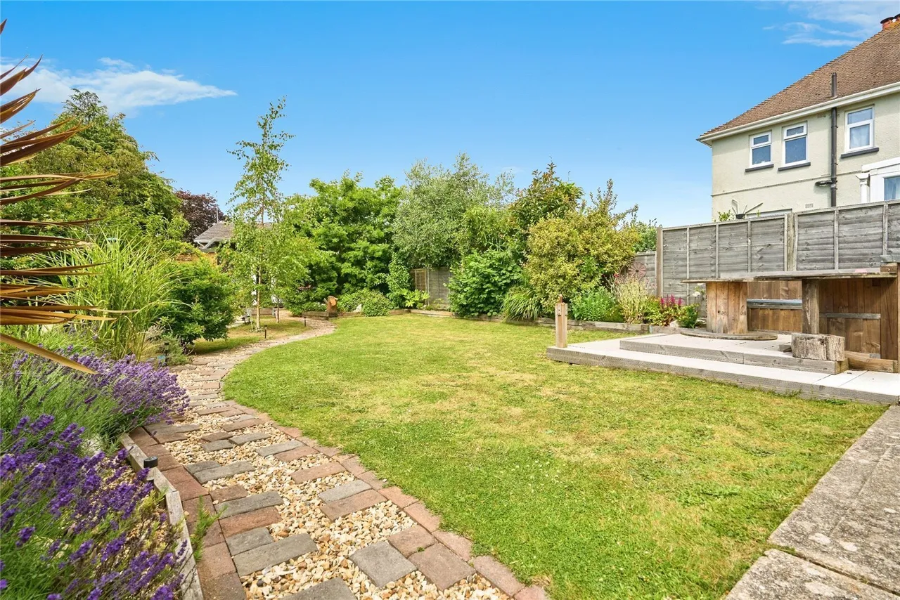 St. Michaels Avenue, Ryde, PO33, photo 11