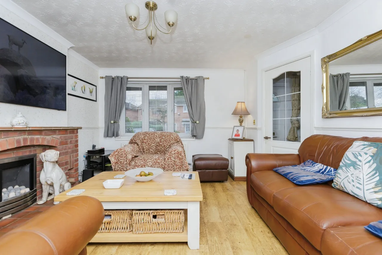 Grosvenor Close, Glen Parva, LE2, photo 7