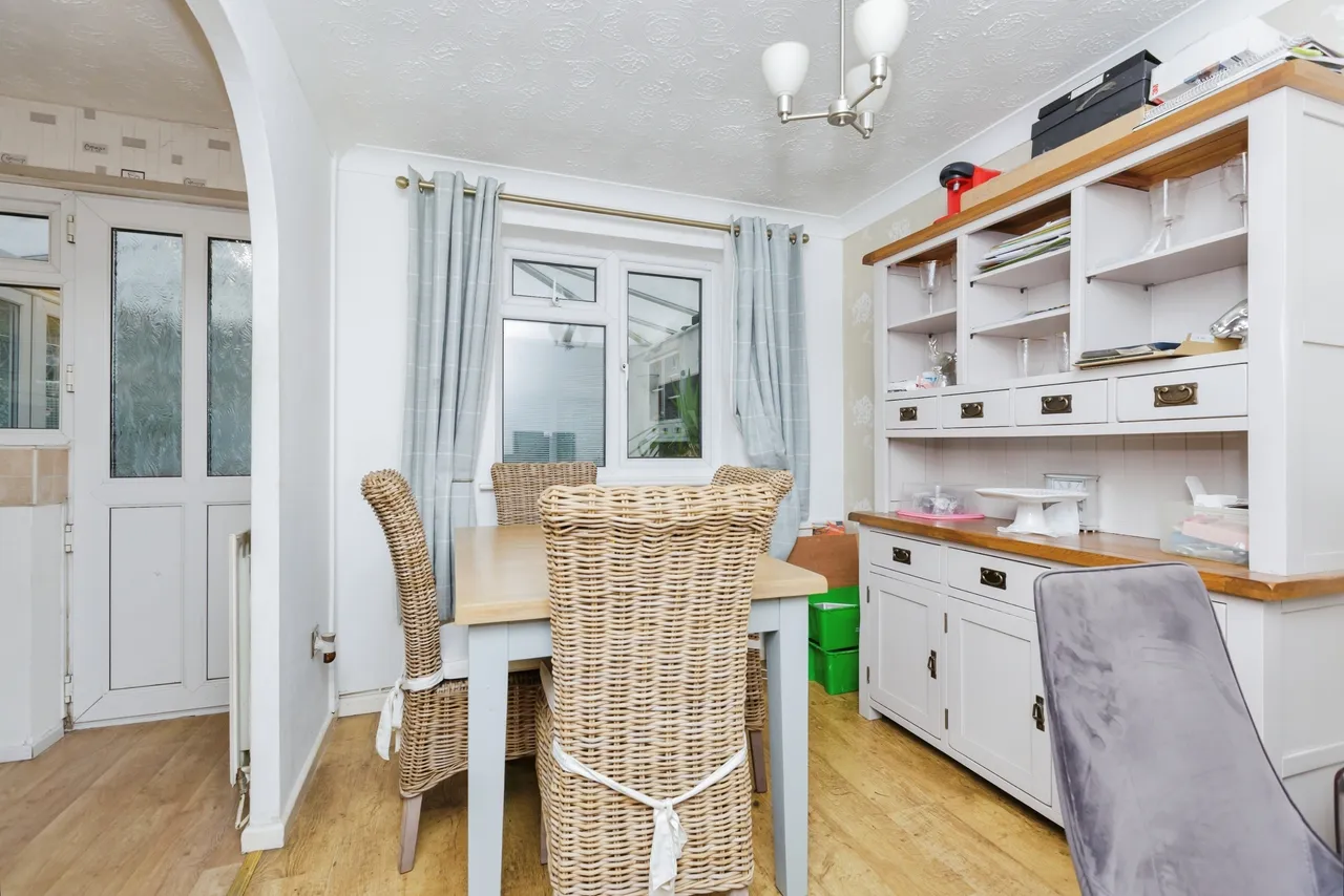 Grosvenor Close, Glen Parva, LE2, photo 8