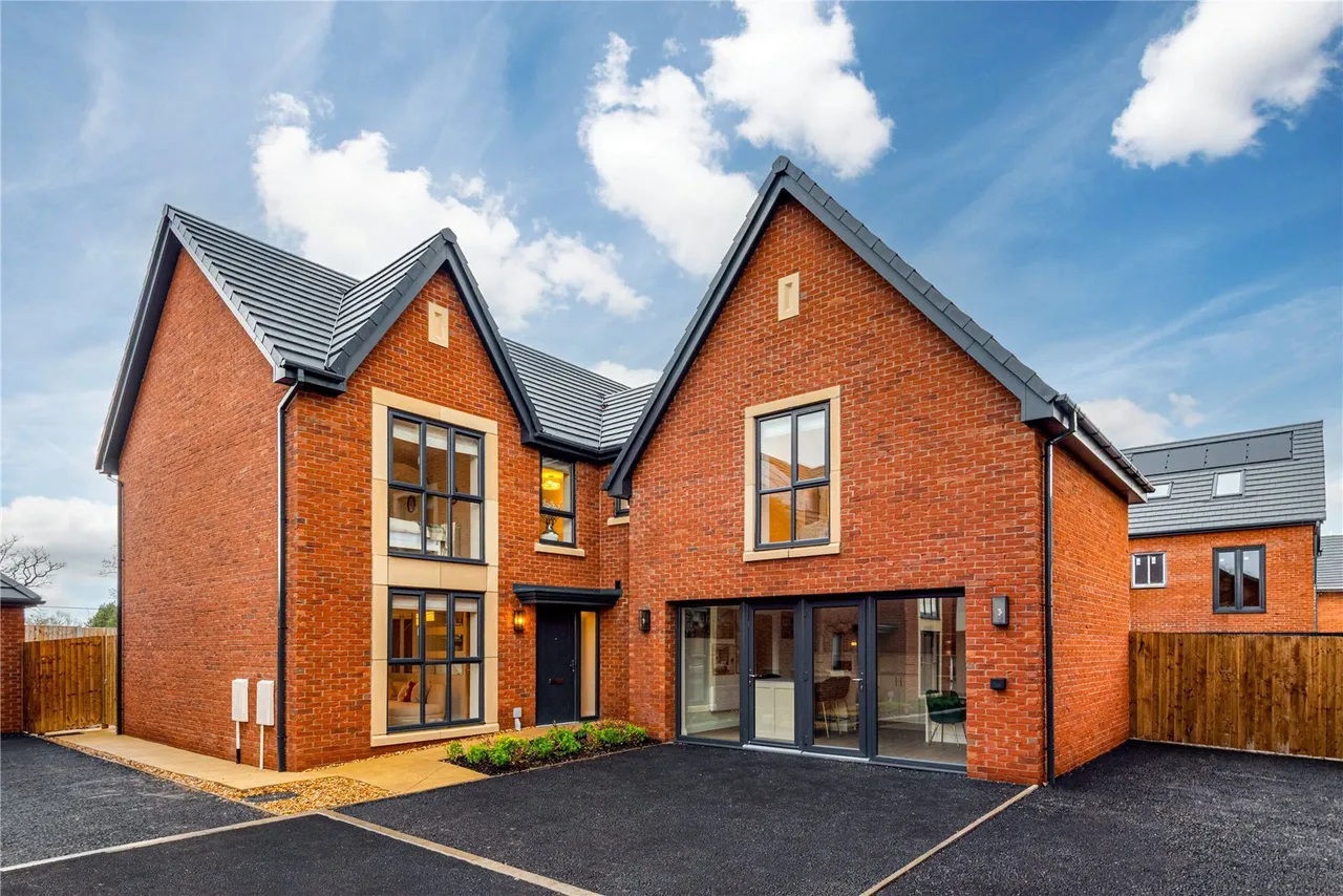 5 bed house for sale — Haslington Gate, Haslington, Crewe, Cheshire, CW1