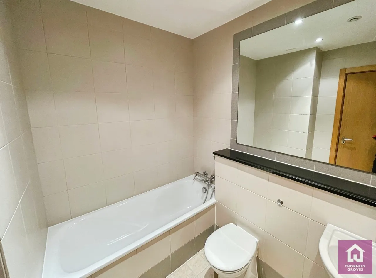 Dock Road, Birkenhead, CH41, photo 8