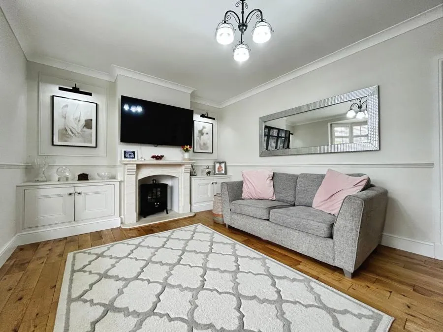 Lane End Road, High Wycombe, HP12, photo 2