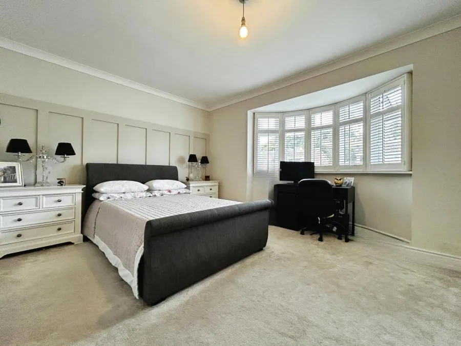 Lane End Road, High Wycombe, HP12, photo 7