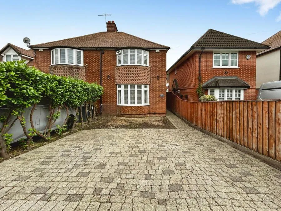 Lane End Road, High Wycombe, HP12, photo 16