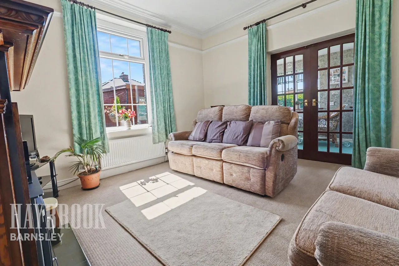 Burton Road, Monk Bretton, photo 6