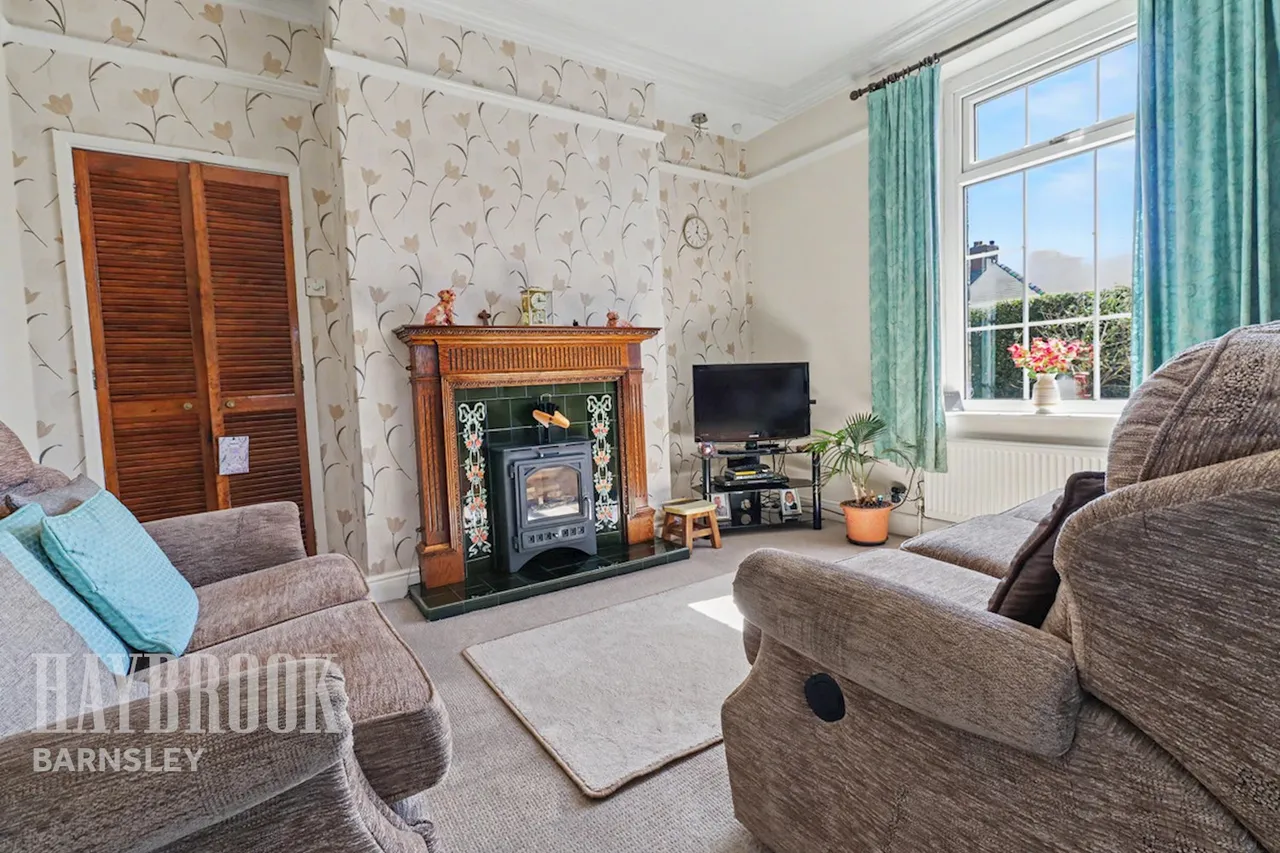Burton Road, Monk Bretton, photo 3