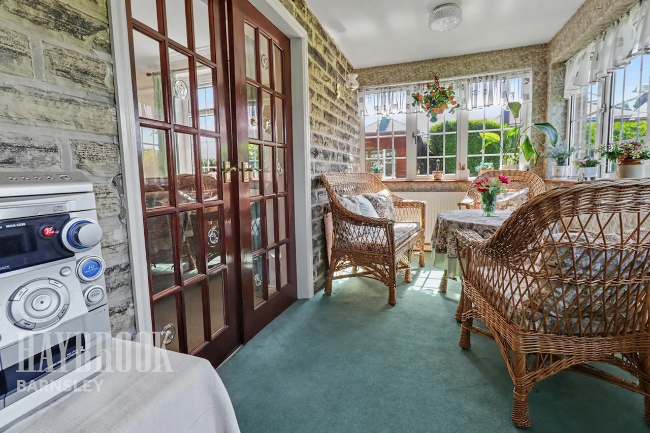 Burton Road, Monk Bretton, photo 10