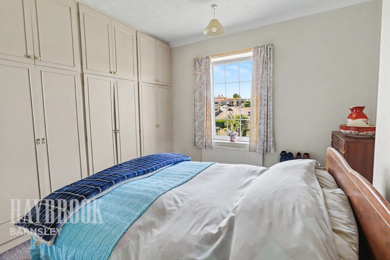 Burton Road, Monk Bretton, photo 12