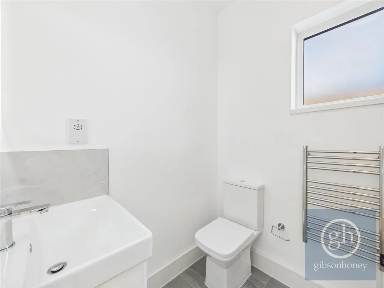 High Street, Ruislip, HA4, photo 7