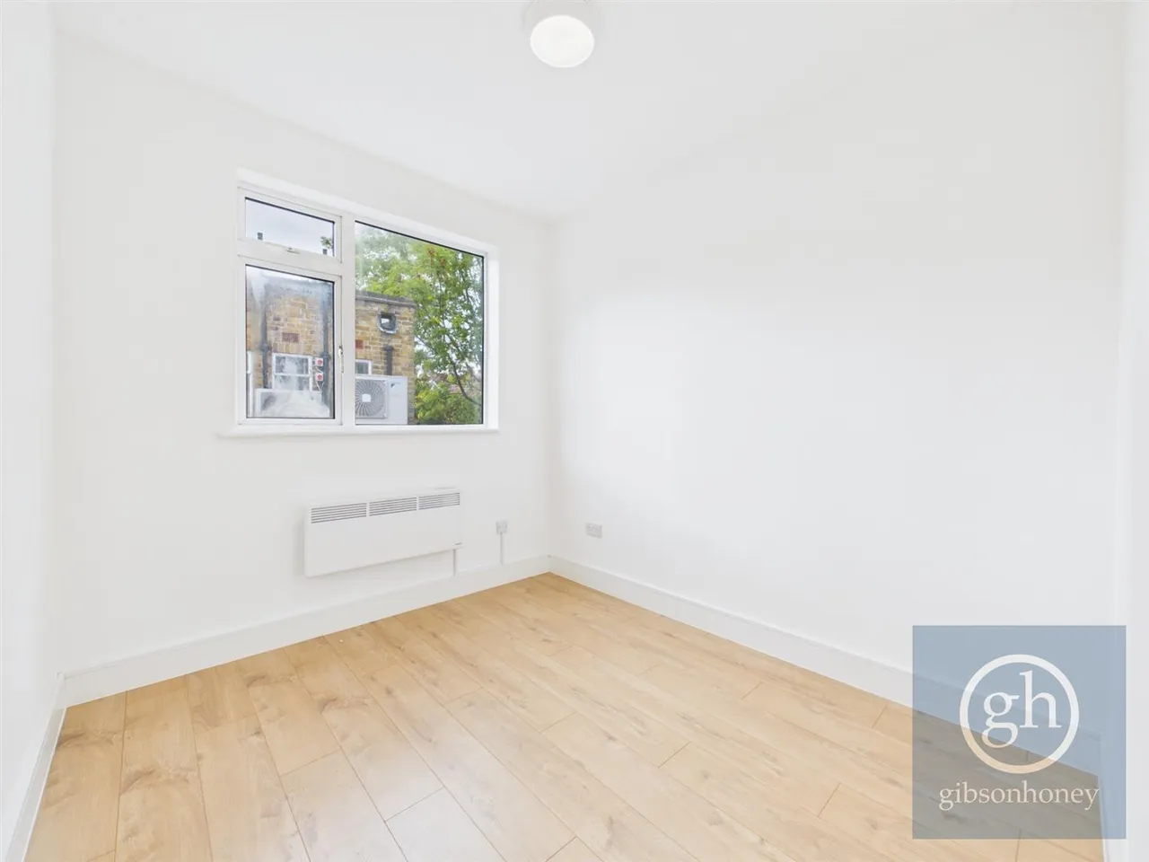 High Street, Ruislip, HA4, photo 4
