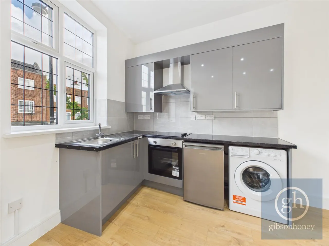 High Street, Ruislip, HA4, photo 8