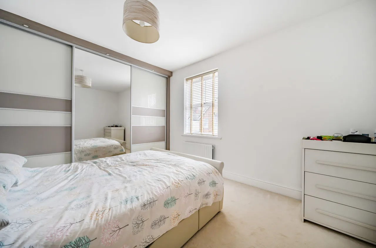 Alexandra Avenue, Camberley, GU15 3BG, photo 6