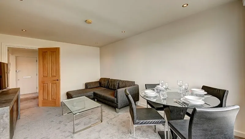 2 bed flat to rent — Fulham Road Chelsea SW3