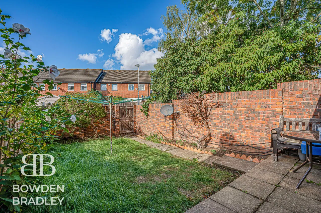 Foremark Close, Hainault, IG6, photo 37