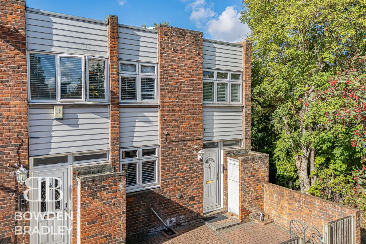 Foremark Close, Hainault, IG6, photo 20