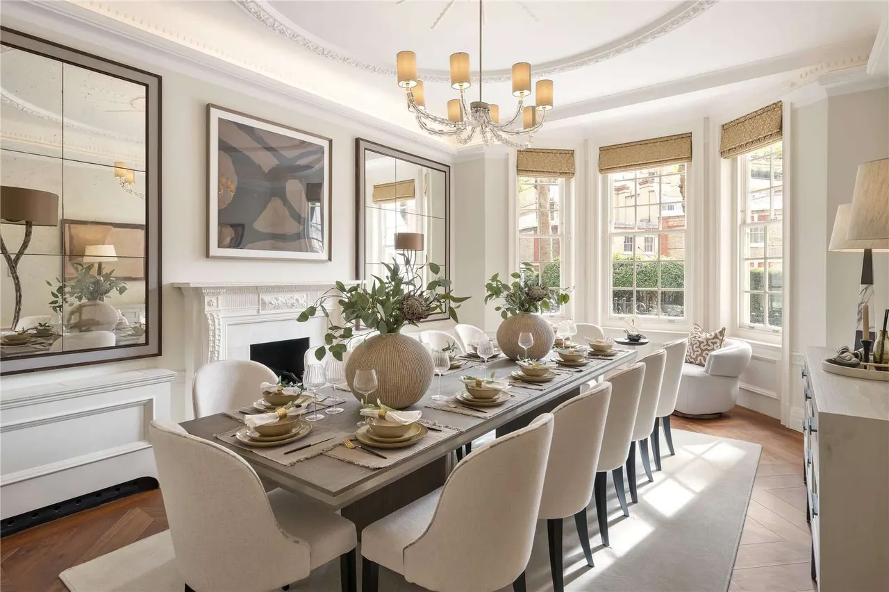Lygon Place, London, SW1W 0JR, photo 3