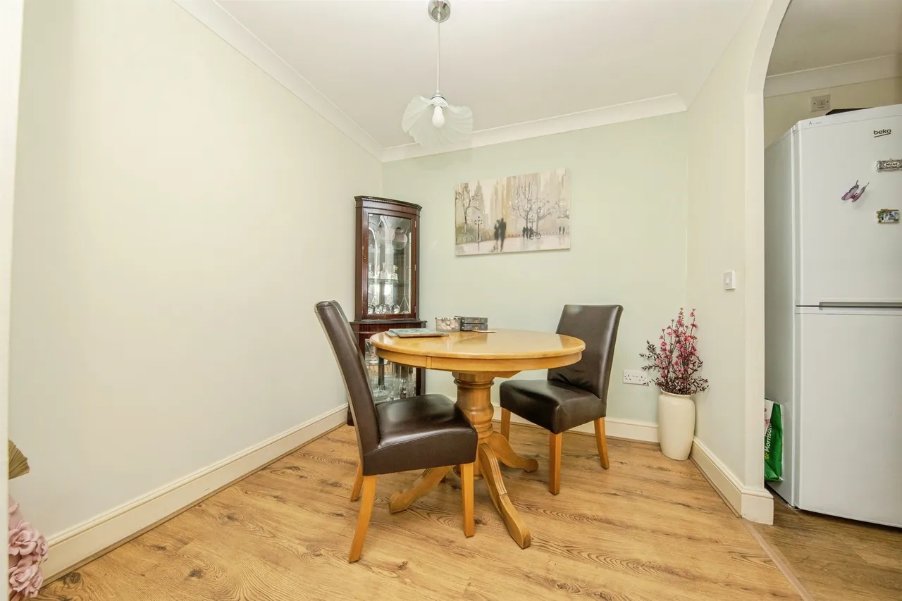 Spinnaker Close, Clacton-On-Sea, photo 7