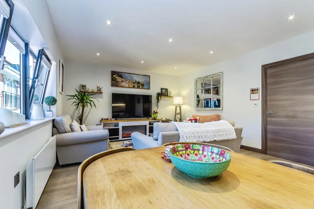 Croydon Road, Caterham, Surrey, CR3, photo 13