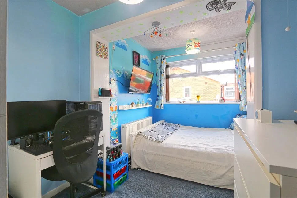 Coppice Walk, Denton, M34, photo 6