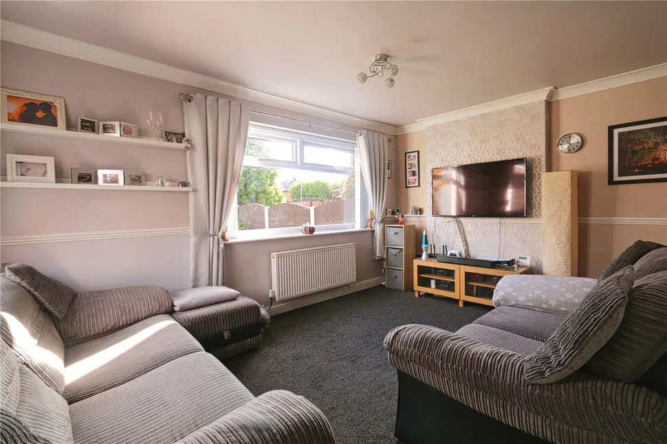 Coppice Walk, Denton, M34, photo 2