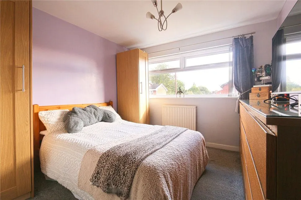 Coppice Walk, Denton, M34, photo 5