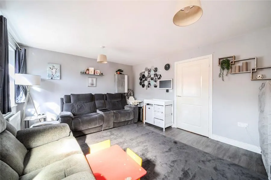 Duxbury Close, Great Oldbury, GL10, photo 2