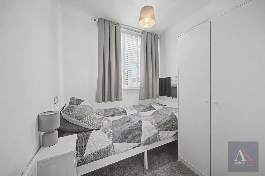 Fairfax Drive, Littleborough OL15 8RA, photo 22