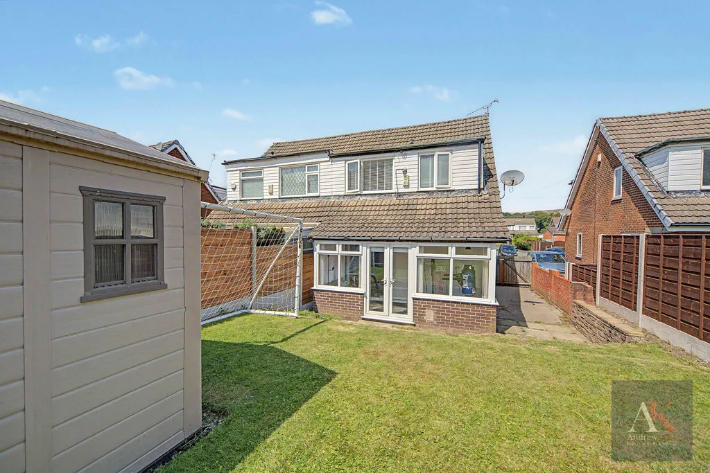 Fairfax Drive, Littleborough OL15 8RA, photo 30