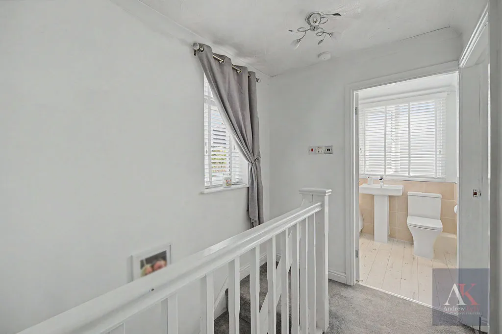 Fairfax Drive, Littleborough OL15 8RA, photo 15