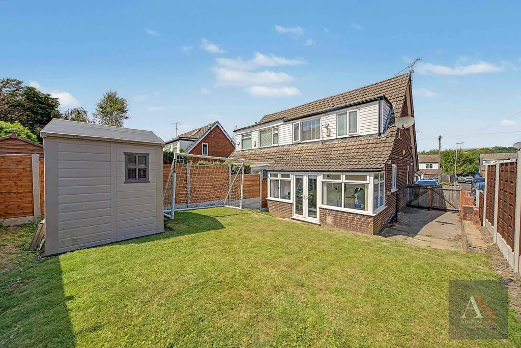 Fairfax Drive, Littleborough OL15 8RA, photo 28