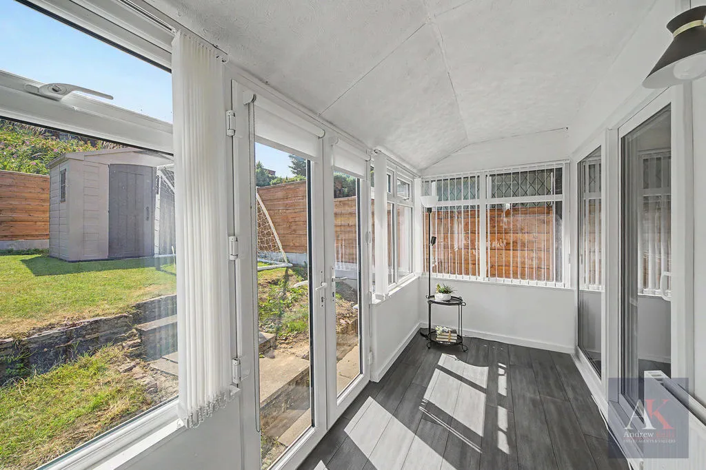 Fairfax Drive, Littleborough OL15 8RA, photo 14